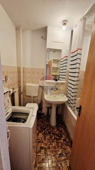 Apartament cu 2 camere decomandat, mobilat în Banu Manta
