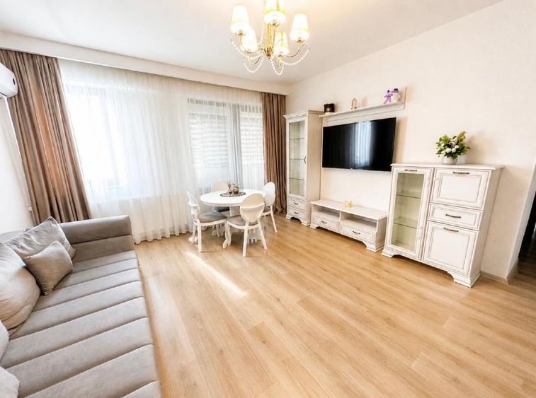 Apartament cu 2 camere decomandat în Tomis Plus