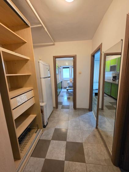 Garsonieră decomandată în Timpuri Noi