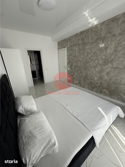 Apartament cu 5 camere decomandat în Central