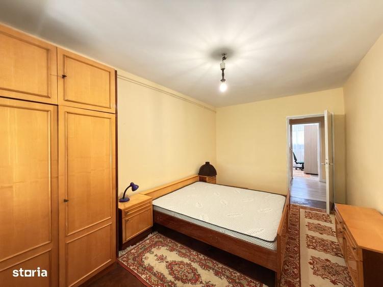 Apartament cu 3 camere semidecomandat în Olimpia-Stadion