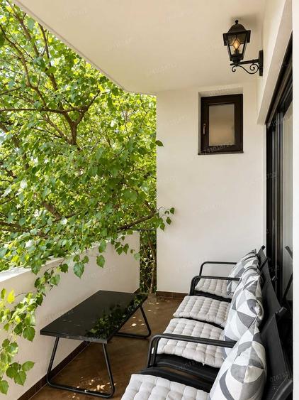Apartament cu 3 camere decomandat, mobilat în Beller