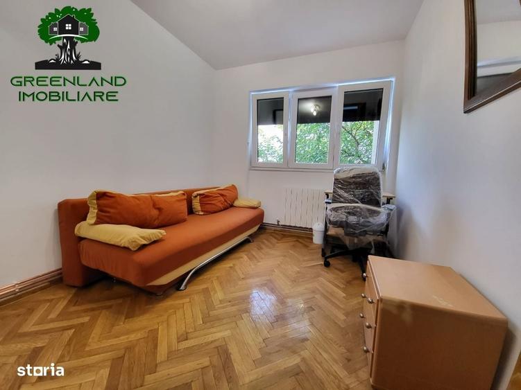 Apartament cu 4 camere decomandat în Copou