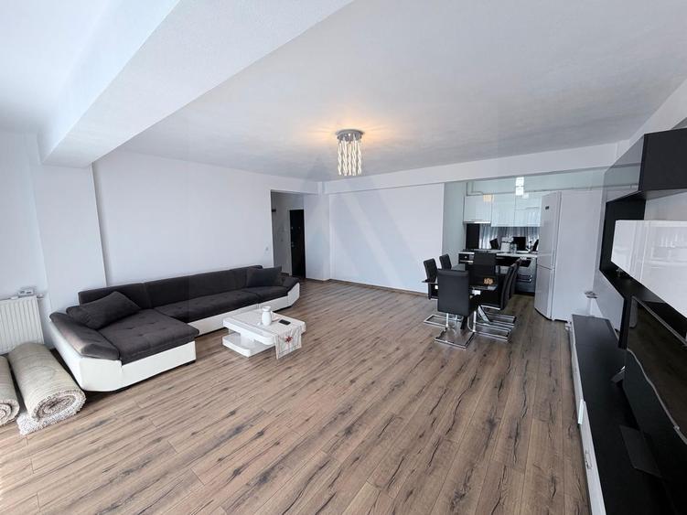 Apartament modern 80 mp  3 camere 2 balcoane  zona Doamna Stanca - 2