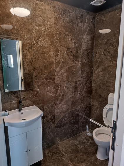 Spațiu comercial, de 148 mp, în Hunedoara