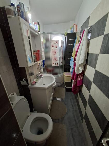 Apartament cu 2 camere nedecomandat, mobilat în Mircea cel Bătrân