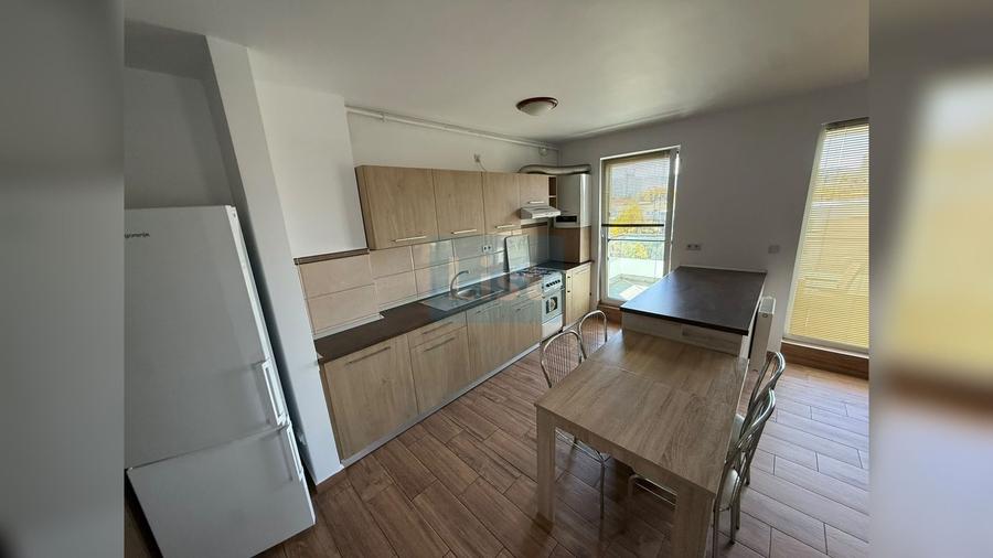 Apartament cu 3 camere semidecomandat în Gheorgheni