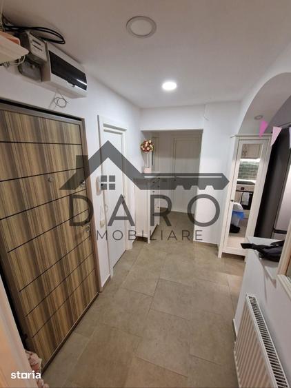 Apartament cu 2 camere decomandat în 22 Decembrie 1989
