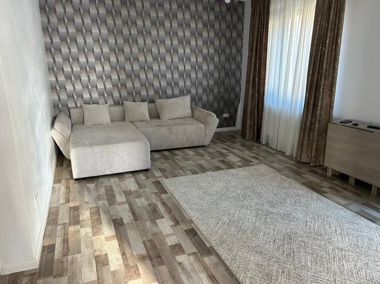 Casă individuală cu 5 camere cu Canalizare în Lumina