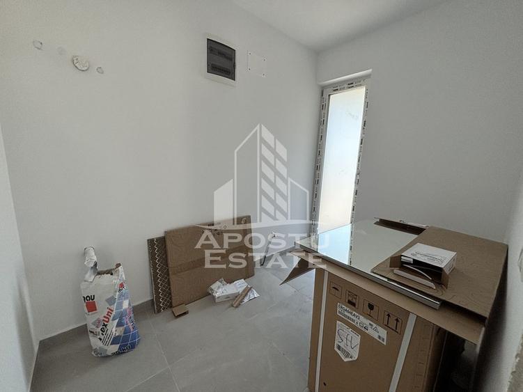Casă cu 4 camere cu Teren 330 Mp în Giarmata