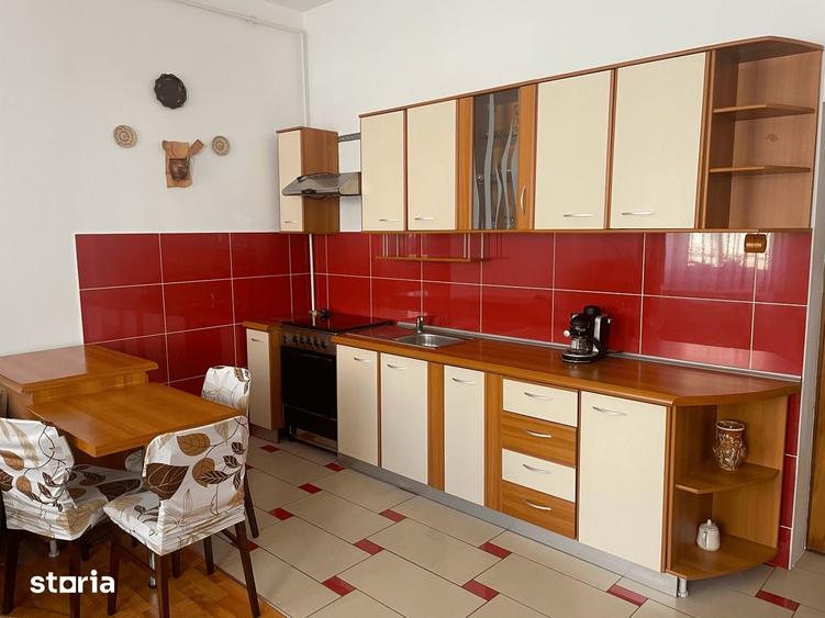 Casă cu Teren 867 Mp în Central