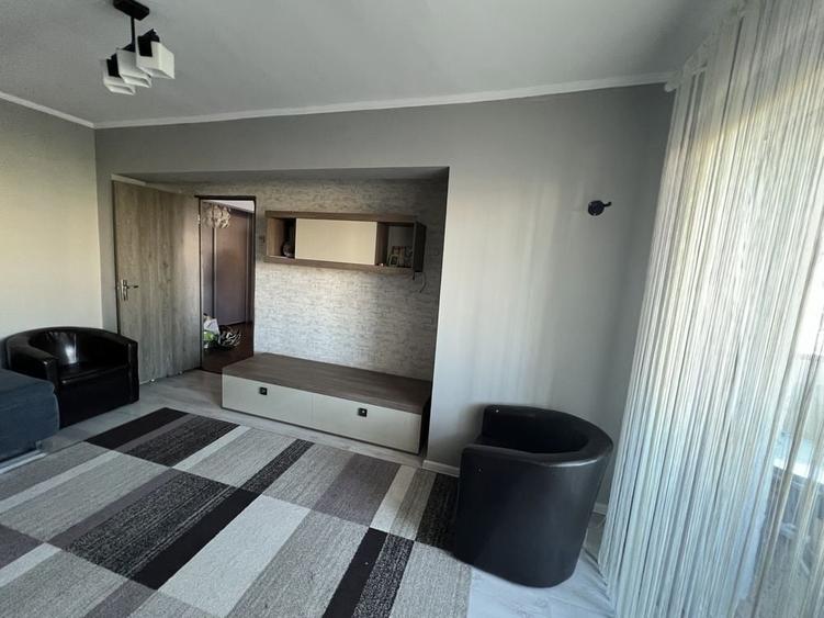 Apartament cu 2 camere decomandat în Dacia