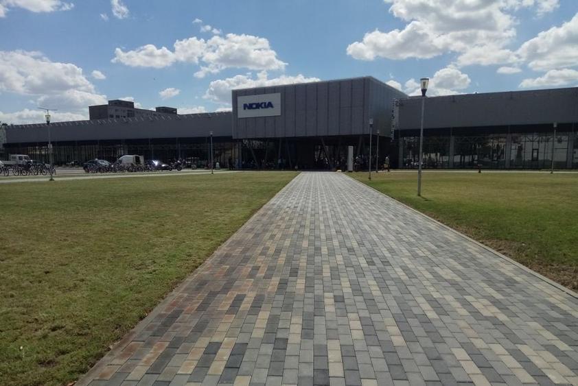 Birou, de 73,000 mp, în Central