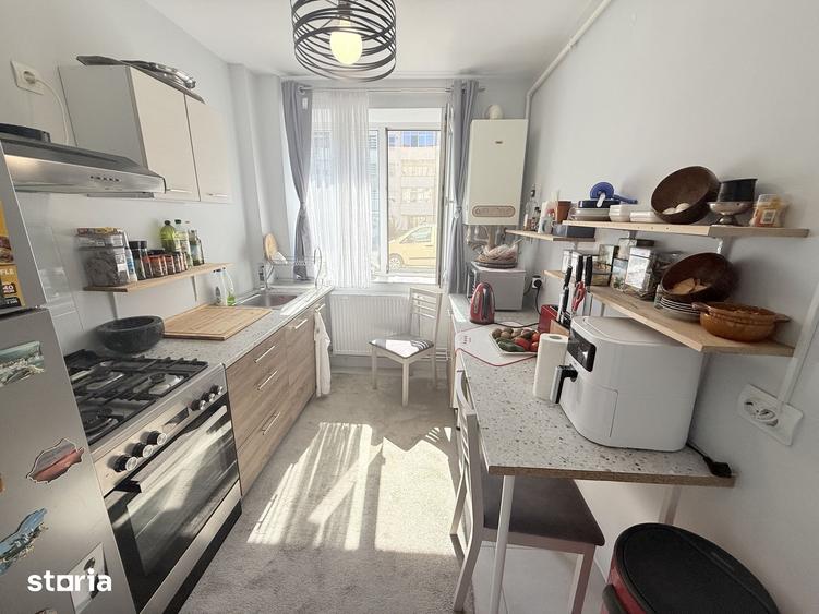 Apartament cu 2 camere, mobilat în Central