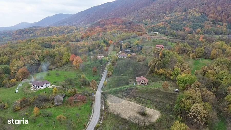 Casă cu 4 camere cu Teren 6400 Mp în Copalnic