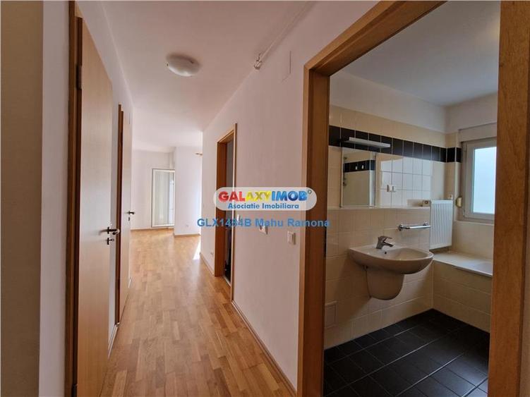 Apartament cu 3 camere decomandat în Sud-Vest