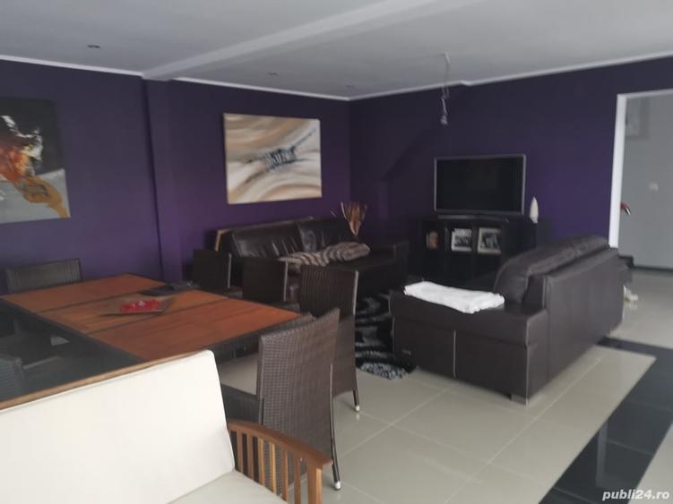 Casă cu 4 camere cu Teren 1385 Mp în Central