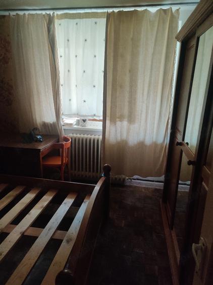 Apartament cu 3 camere decomandat în Simeria