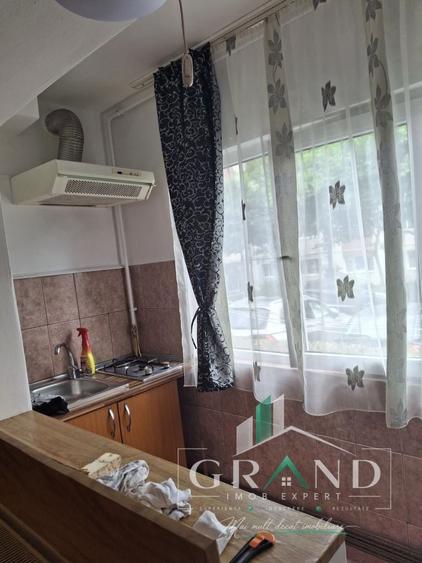 Garsonieră nedecomandată, mobilată în Între Lacuri