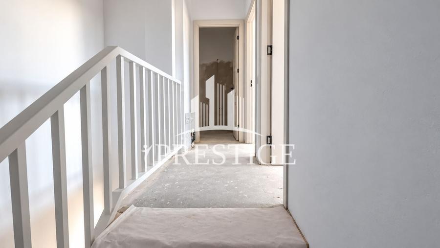 Apartament cu 3 camere decomandat în Turnișor