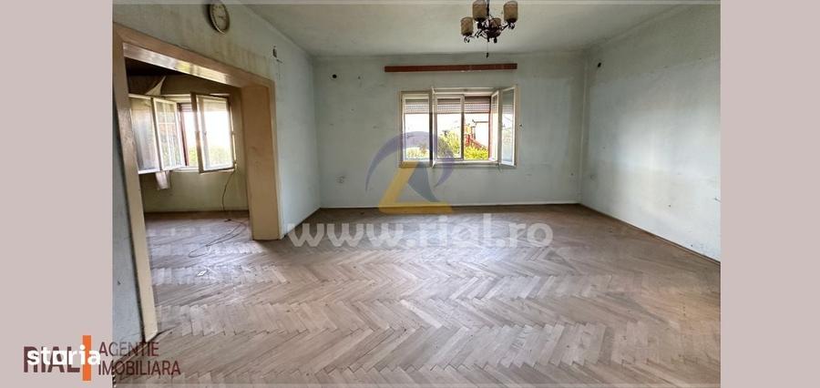 Casă cu 3 camere nedecomandat în Vitrometan
