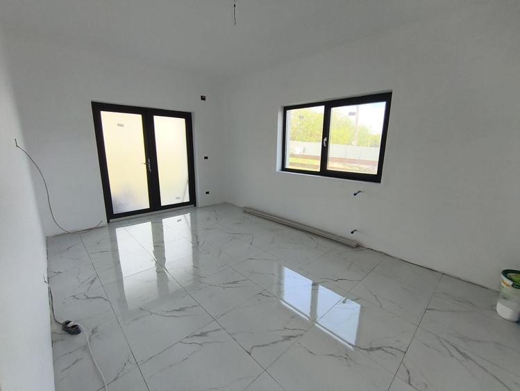 Vand casa noua in Pascani - 5