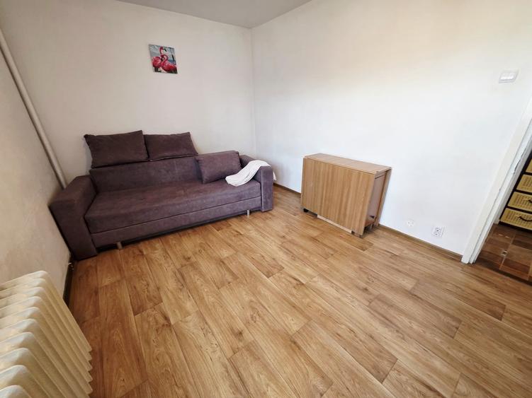 Apartament cu 2 camere în Mircea cel Bătrân