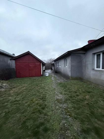 Casă cu 3 camere cu Teren 1562 Mp în Gălăteni