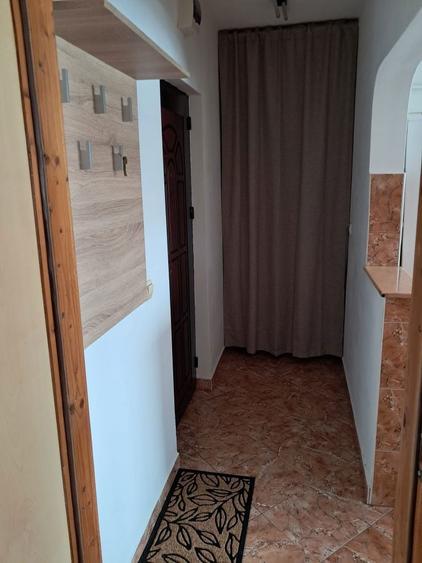 Garsonieră decomandată în Drumul Carului