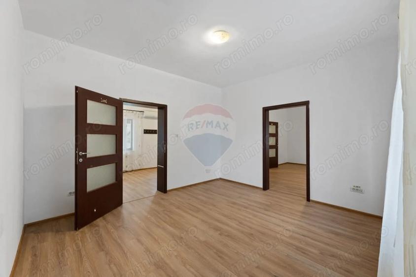 Spațiu comercial, de 75 mp, în Pârneava