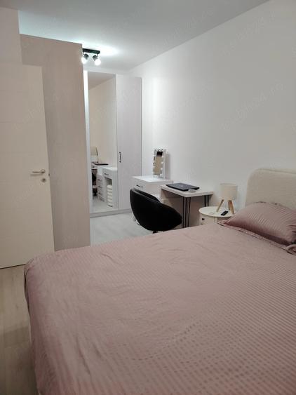 Apartament cu 2 camere semidecomandat în Titan