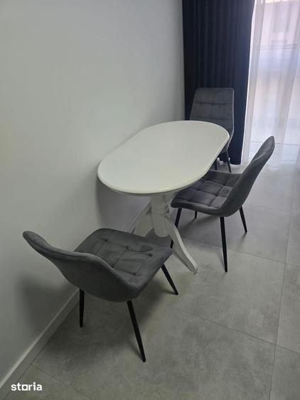 Apartament cu 2 camere decomandat în Seleuș