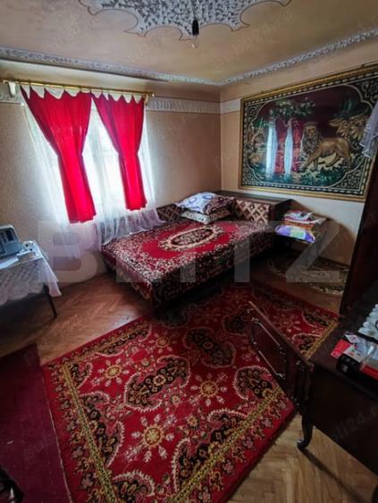 Casă cu 4 camere cu Teren 2080 Mp în Gura Foii