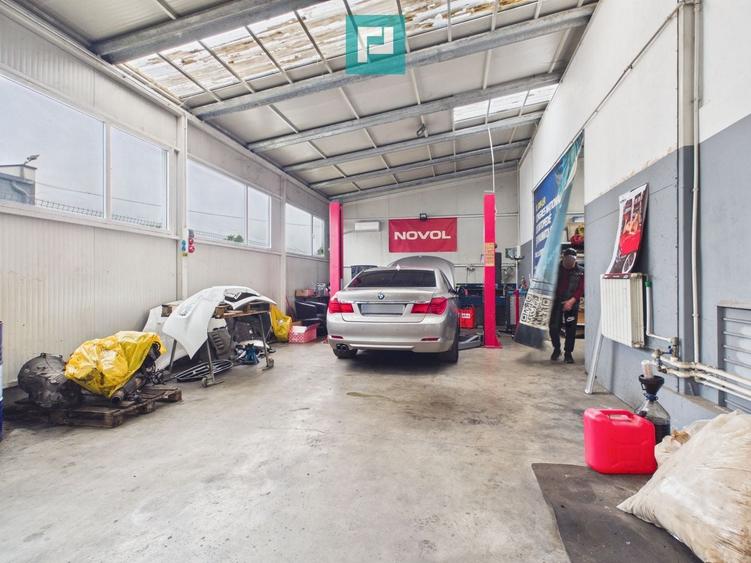 Spațiu industrial, de 190 mp, în Freidorf