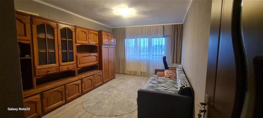 Apartament cu 2 camere decomandat, mobilat în Aradul Nou