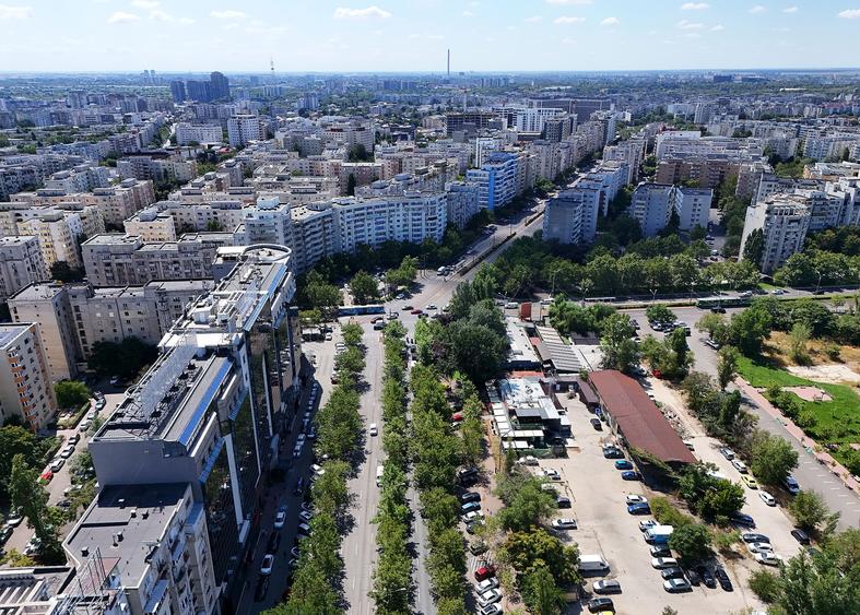 Birou, de 13,250 mp, în Unirii