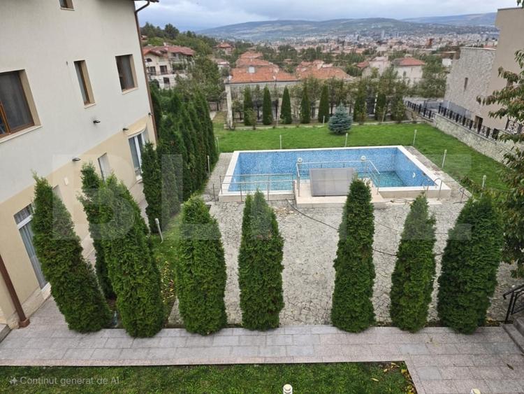 Casă individuală cu 7 camere cu Piscina în Andrei Mureșanu