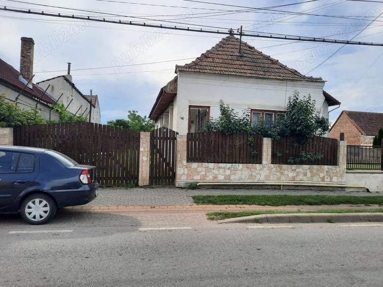 Casă cu 3 camere cu Teren 1100 Mp în Ciugud