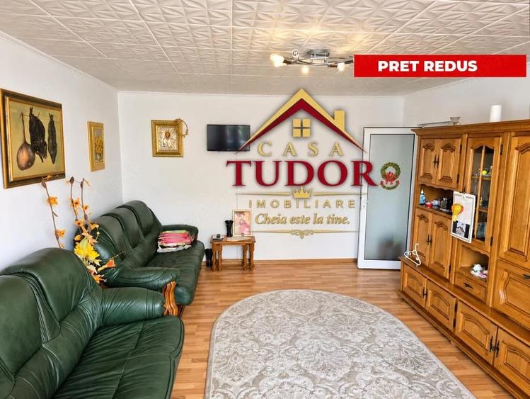 Apartament cu 4 camere decomandat în Găvana