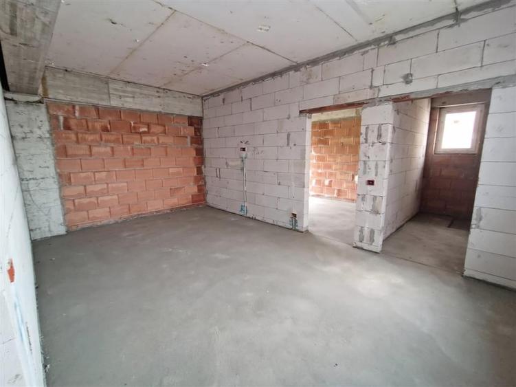Apartament cu 2 camere decomandat în Burdujeni