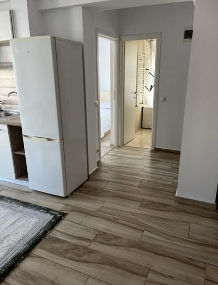 Garsonieră decomandată în Podul de Fier