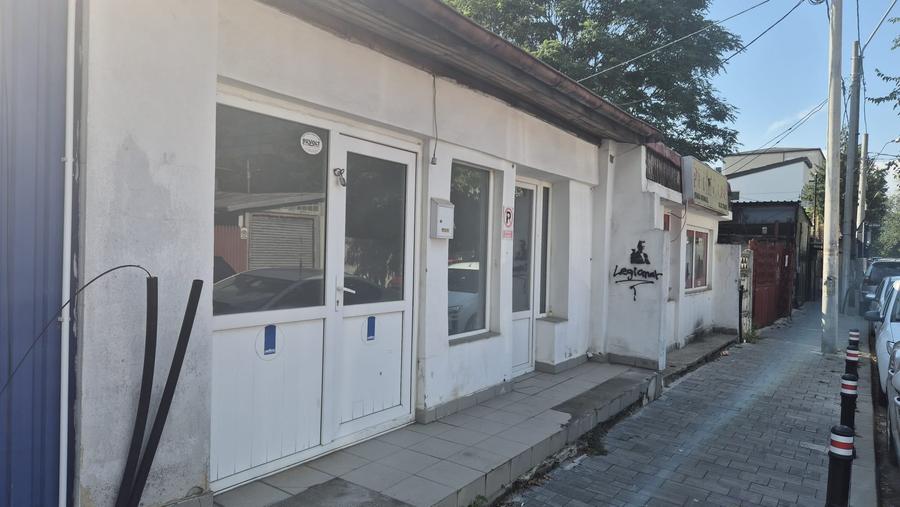 Spațiu comercial, de 80 mp, în Lacul Tei