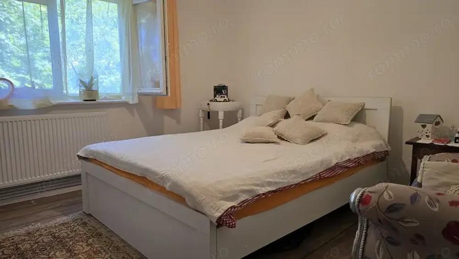 Apartament cu 3 camere decomandat în Zarand