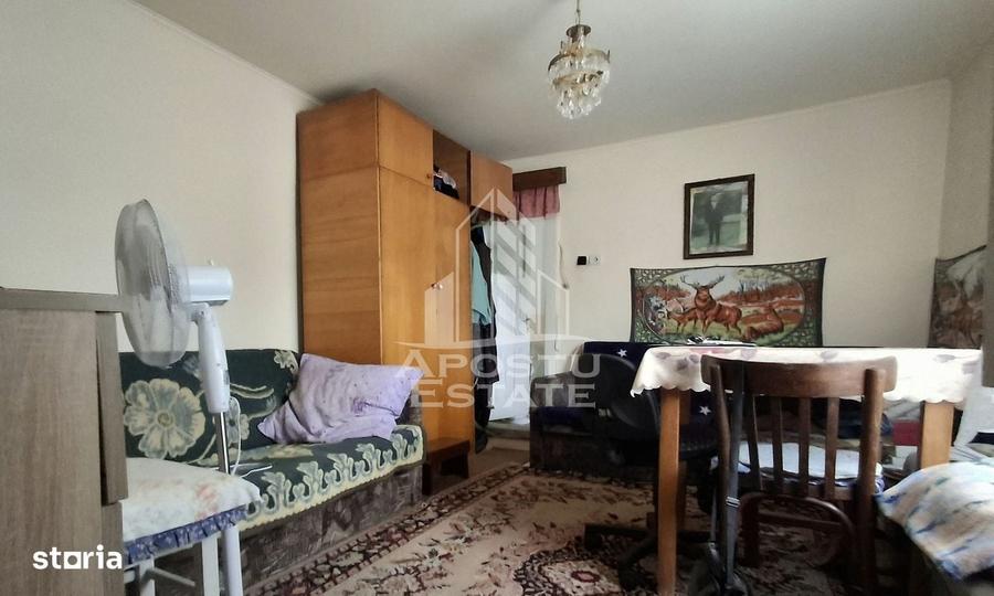 Casă cu 4 camere cu Teren 360 Mp în Micălaca