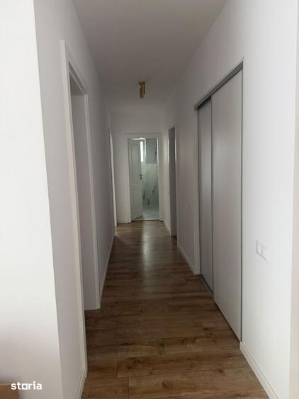Apartament cu 3 camere în Florești