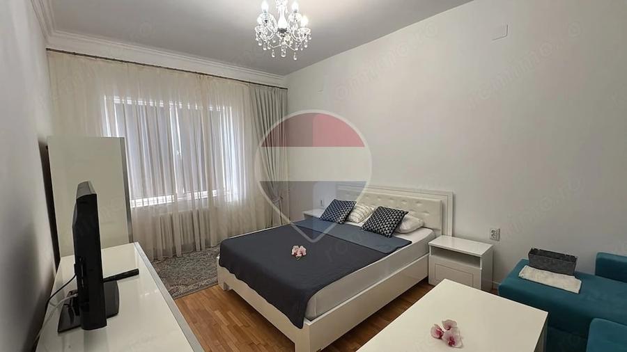 Apartament cu 2 camere decomandat în Ultracentral