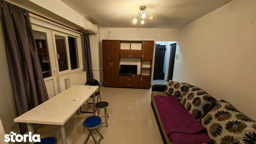 Garsonieră decomandată, mobilată în Tineretului