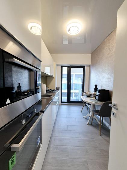 Apartament cu 3 camere decomandat, mobilat în Central
