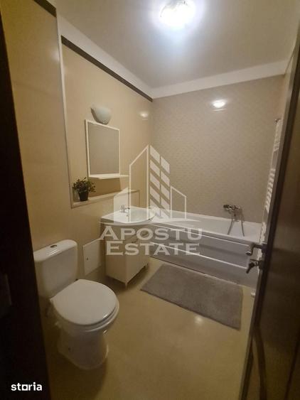 Apartament cu 3 camere semidecomandat în Subcetate