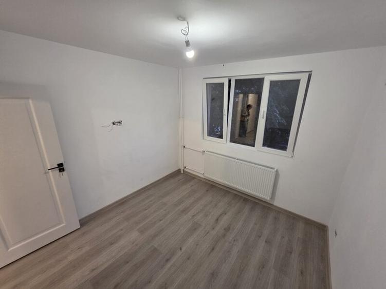 Apartament cu 3 camere decomandat în Nicolae Grigorescu